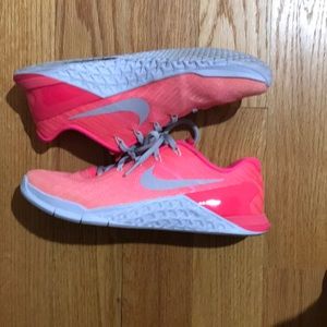 Womens training metcon 3